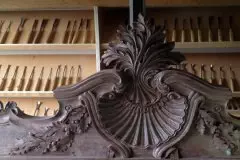 Furniture-Wood-Carving-by-Alexander-Grabovetskiy